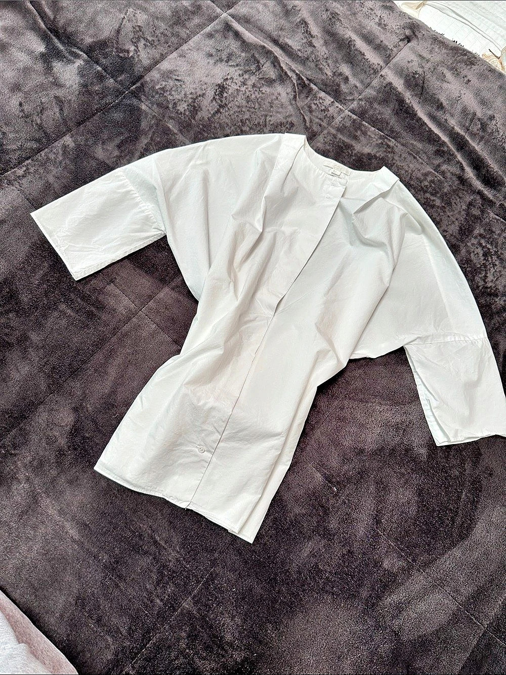 COS White Button Down Shirt Size Medium Like New